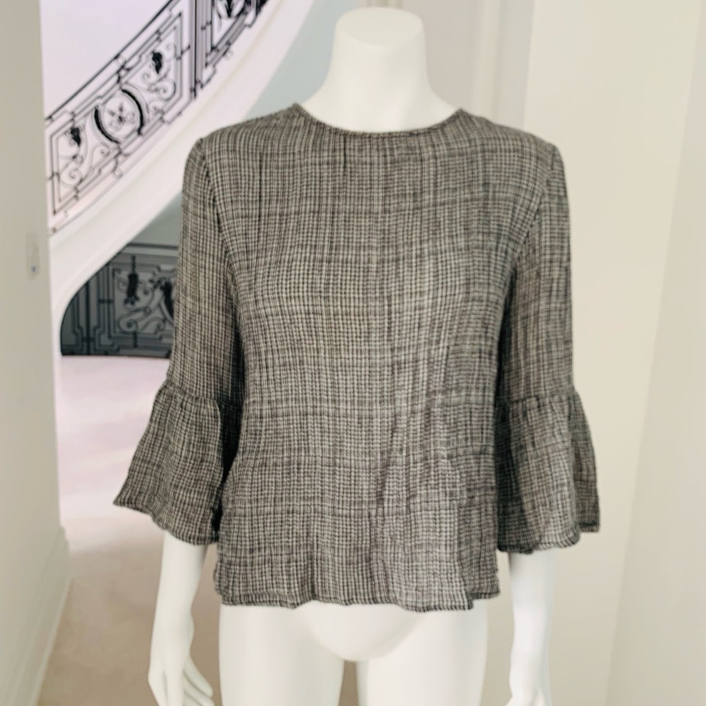 2 for $25 Brand new open back Gauze top